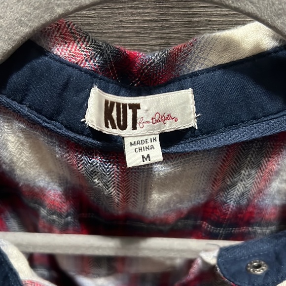 Kut from the Cloth Plaid Metal Snap Button Down Western Shirt. Size: M - Picture 4 of 5